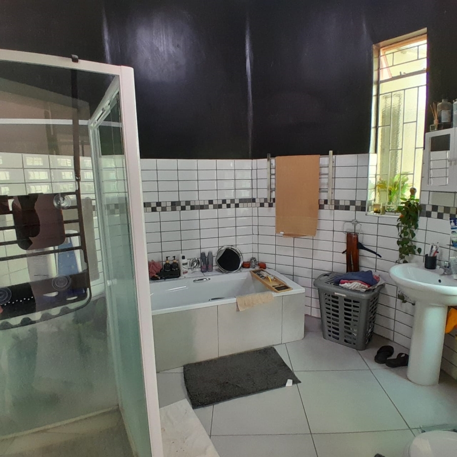 3 Bedroom Property for Sale in Bodorp North West